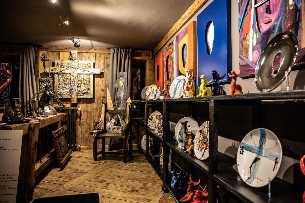 Art Hotel Grivola Breuil-Cervinia Bagian luar foto