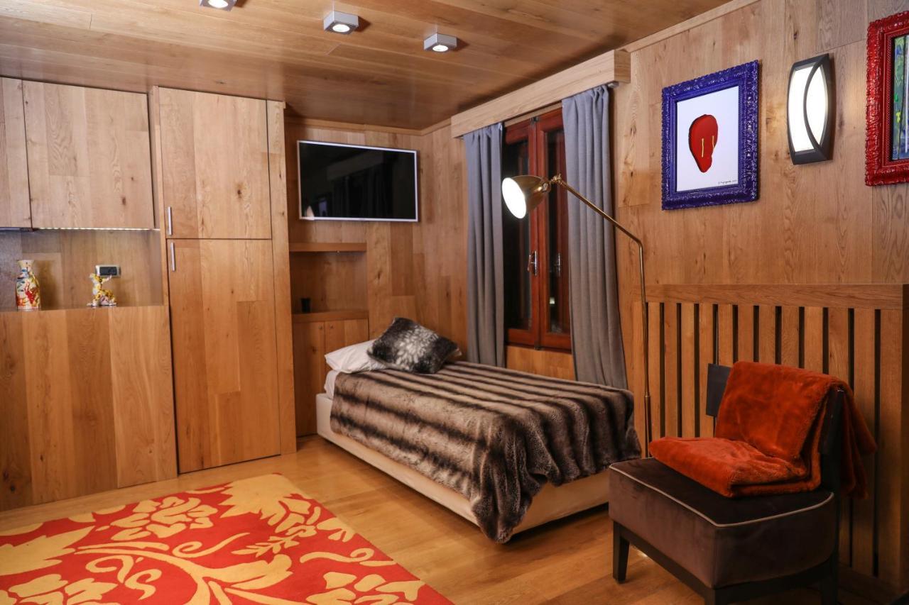 Art Hotel Grivola Breuil-Cervinia Bagian luar foto