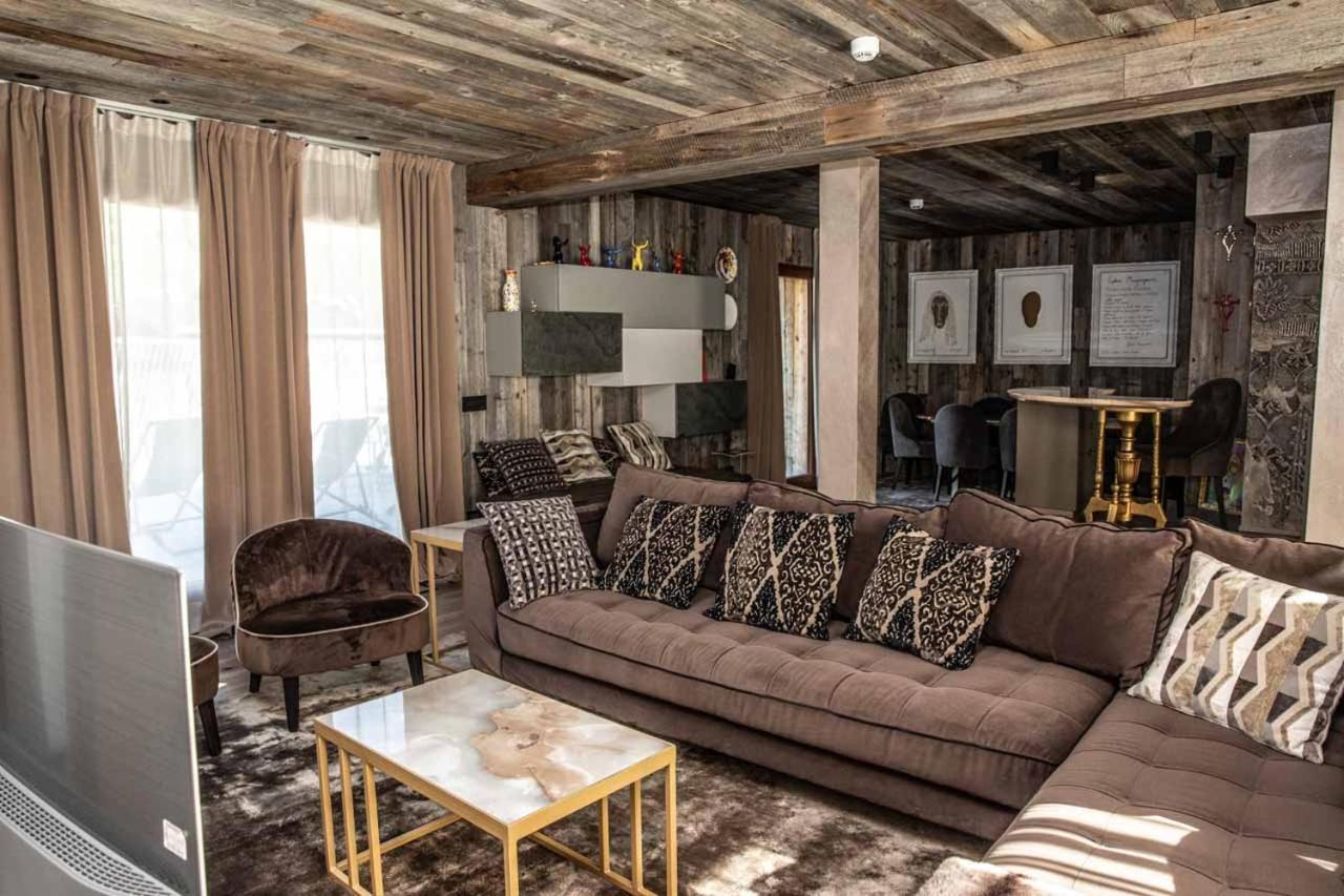 Art Hotel Grivola Breuil-Cervinia Bagian luar foto