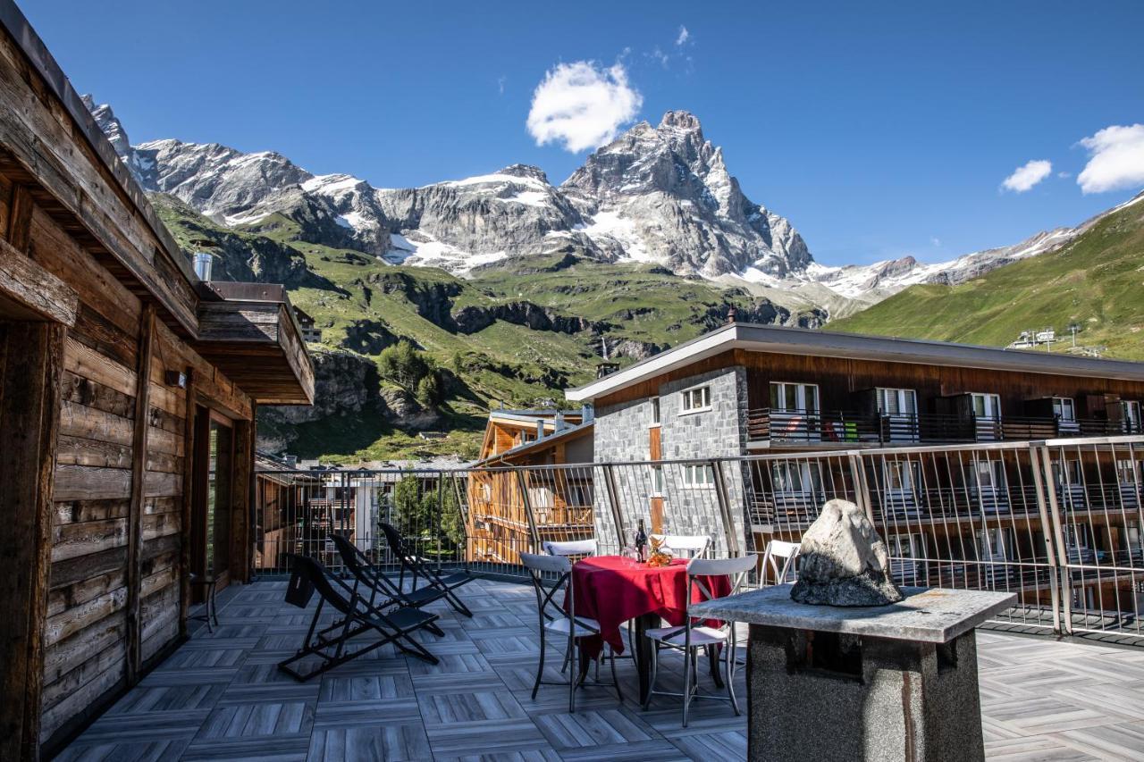 Art Hotel Grivola Breuil-Cervinia Bagian luar foto