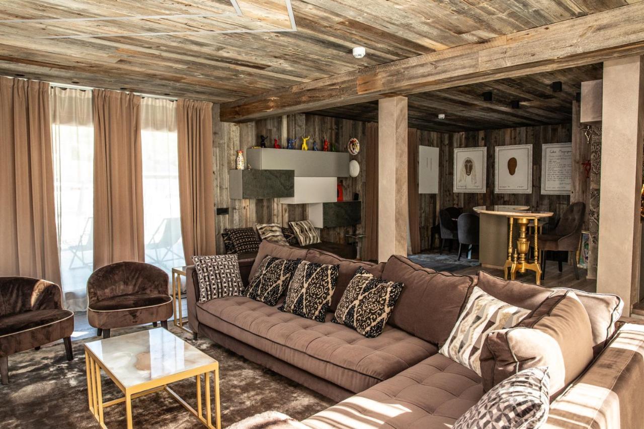 Art Hotel Grivola Breuil-Cervinia Bagian luar foto